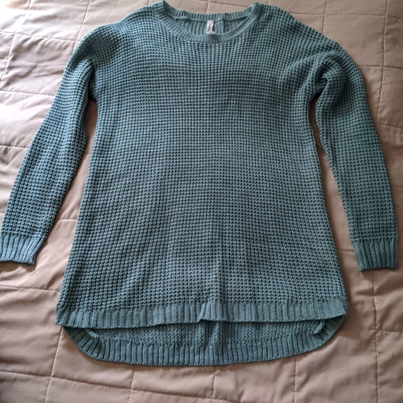 Zenana Outfitters Sweaters - NWOT Women's Tunic Sweater